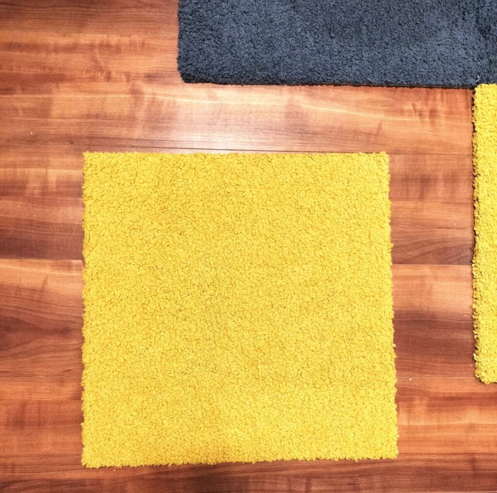 取り外しできるタイルカーペットのパーツ